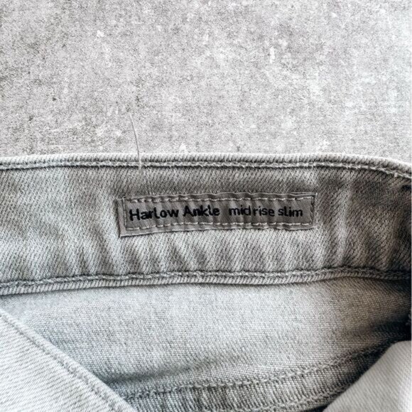 Citizens of Humanity Harlow Ankle Mid Rise Slim Grey Jean Size 25 - Picture 8 of 10